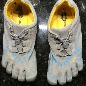 Five finger Vibram.